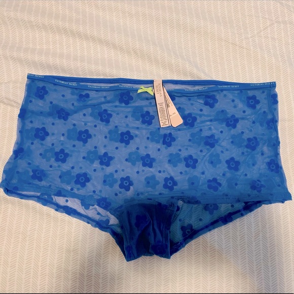 NWT Victoria’s Secret Boy Short/Shorty Panties in Mesh Daisy - Picture 4 of 13